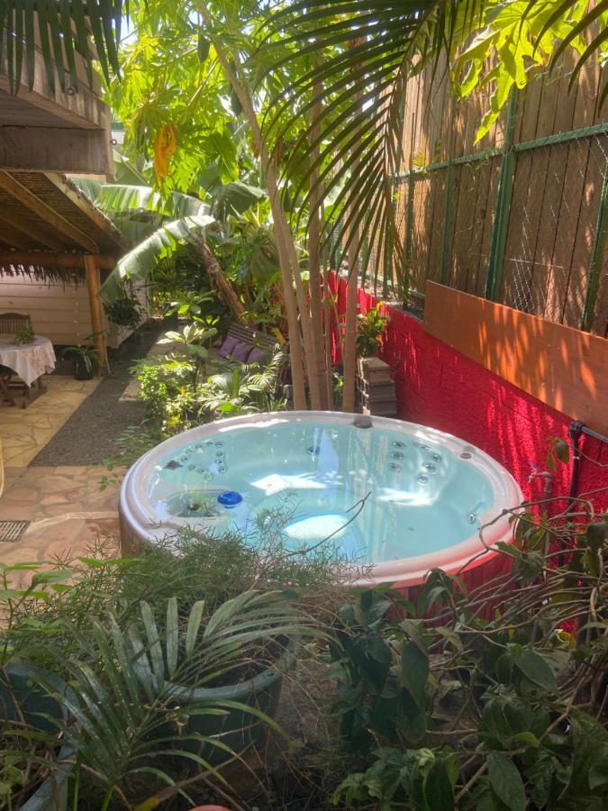 Manaeva Lodge パペーテ エクステリア 写真